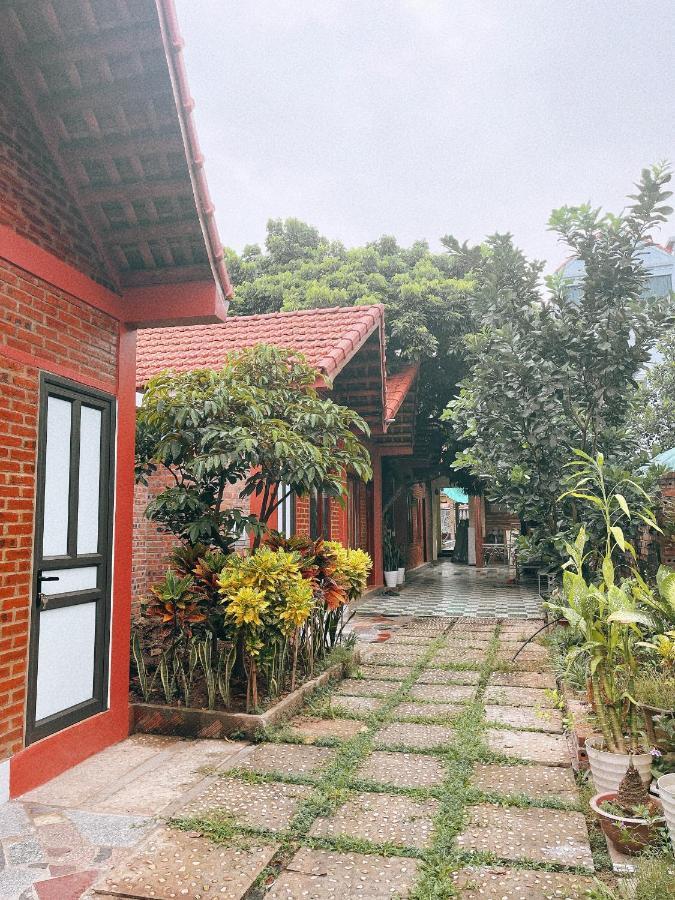 Downtown Backpacker Hostel ニンビン エクステリア 写真